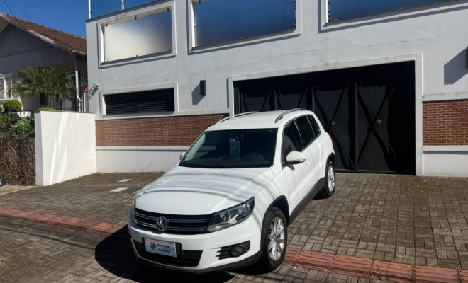 VW - VolksWagen TIGUAN 2.0 TSI 16V 200cv Tiptronic 5p 2014 Gasolina-1