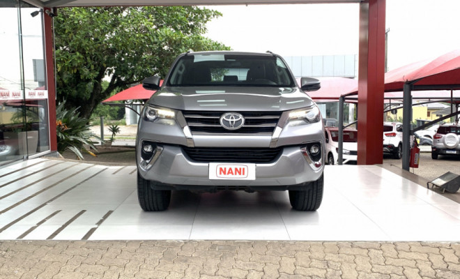 Toyota Hilux CD SRX 4x4 2.8 TDI 16V Diesel Aut. 2018 Diesel-0