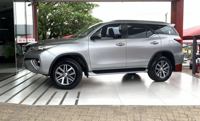 Toyota Hilux CD SRX 4x4 2.8 TDI 16V Diesel Aut. 2018 Diesel