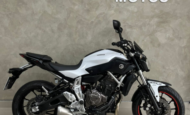 YAMAHA MT-07/MT-07 ABS 689cc 2016 Gasolina-0