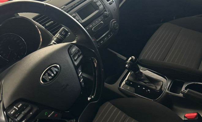 Kia Motors Cerato 1.6 16V  Flex  Aut. 2019 Flex-12