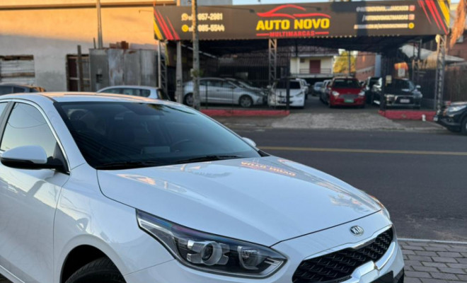 Kia Motors Cerato SX 2.0 16V Flex Aut. 2022 Flex-14