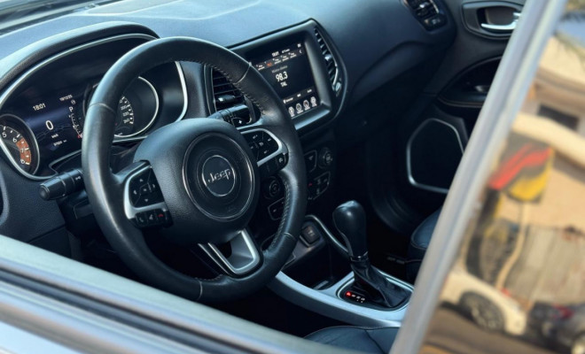 Jeep COMPASS LONGITUDE 2.0 4x2 Flex 16V Aut. 2019 Flex-12