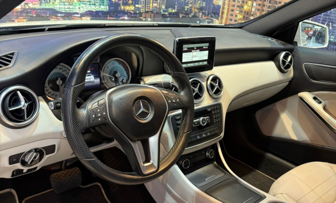 Mercedes-Benz Classe A 200 1.6 TB 16V Style 156cv Aut. 2014 Gasolina-3