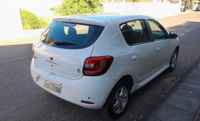 Renault SANDERO Dyna. EasyR Hi-Flex 1.6 8V 2015 Flex-1