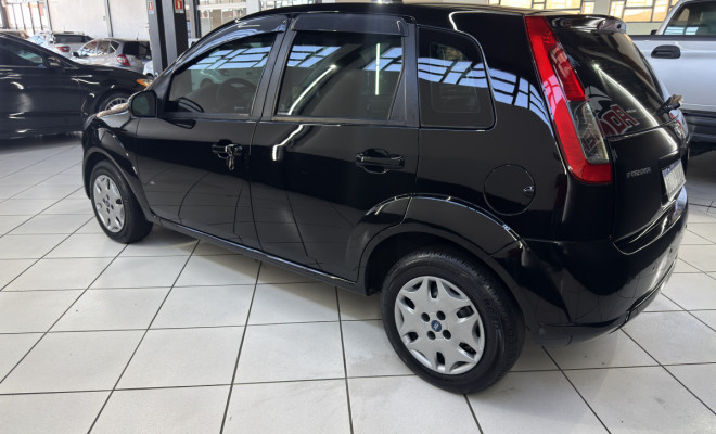Ford Fiesta SE 1.6 8V Flex 5p 2014 Flex-7