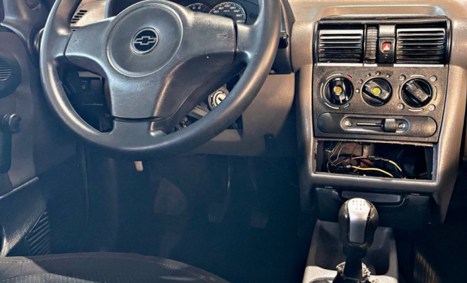 GM - Chevrolet Classic Life/LS 1.0 VHC FlexP. 4p 2014 Flex-3