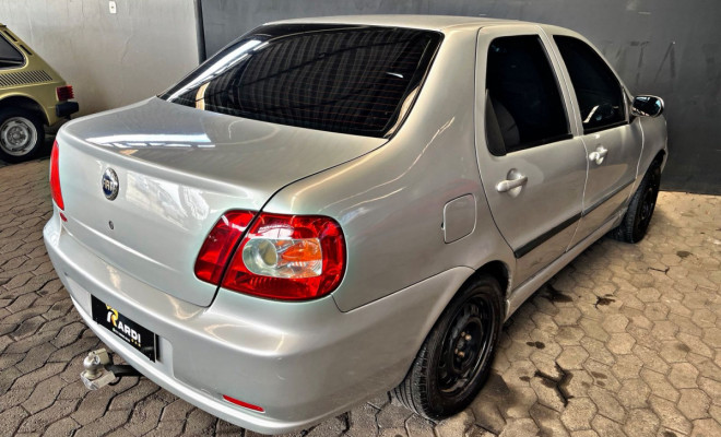 Fiat Siena HLX 1.8 mpi Flex 8V 4p 2007 Flex-1