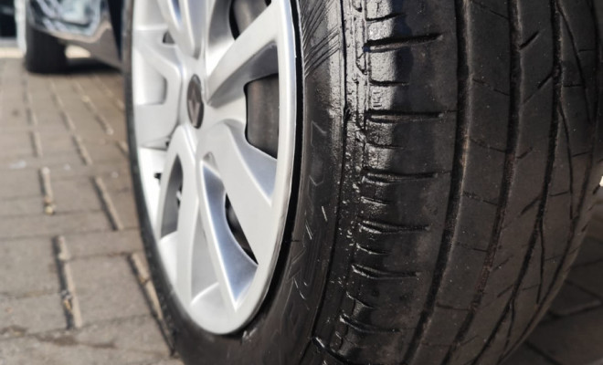 Renault LOGAN Expres./Exp. UP Hi-Flex 1.0 16V 4p 2014 Flex-3