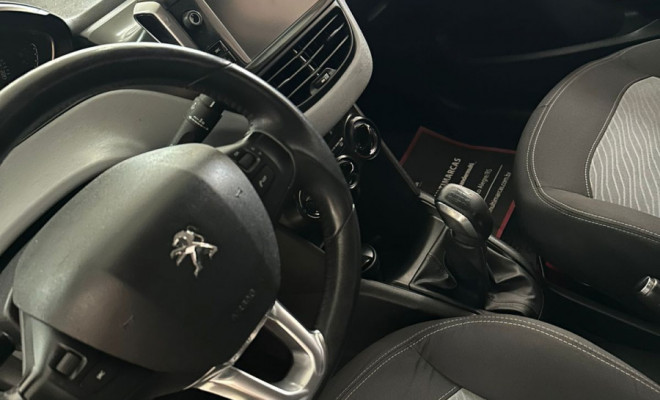 Peugeot 208 Active/Active Pack 1.5 Flex 8V 5p 2015 Flex-4