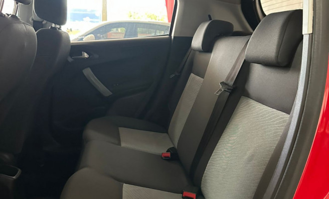 Peugeot 208 Active/Active Pack 1.5 Flex 8V 5p 2015 Flex-7