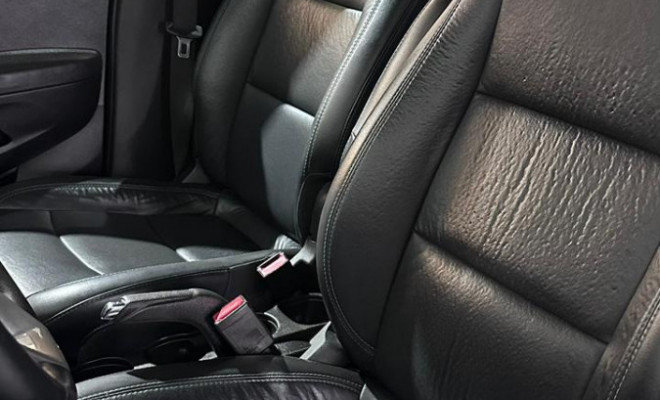 GM - Chevrolet TRACKER LTZ 1.8 16V Flex 4x2 Aut. 2015 Flex-16