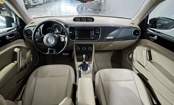 VW - VolksWagen Fusca 2.0 TSI 16V Aut. 2013 Gasolina-2