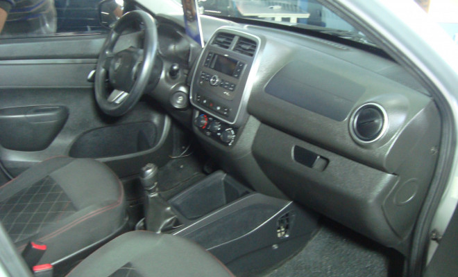 Renault KWID Zen 1.0 Flex 12V 5p Mec. 2019 Flex-6