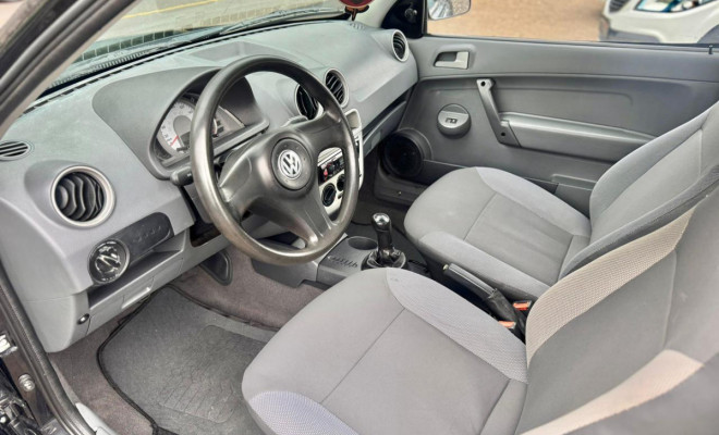 VW - VolksWagen Gol City (Trend) 1.0 Mi Total Flex 8V 2p 2009 Flex-5