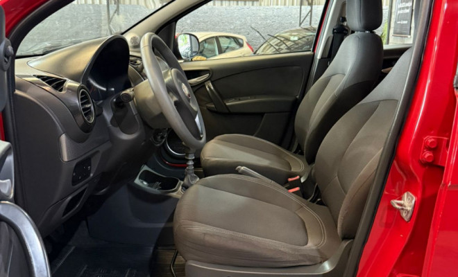 Fiat Grand Siena ATTRAC. 1.4 EVO F.Flex 8V 2014 Flex-7