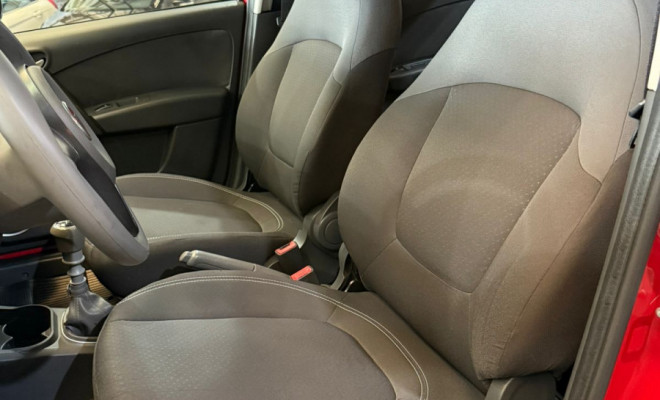 Fiat Grand Siena ATTRAC. 1.4 EVO F.Flex 8V 2014 Flex-10