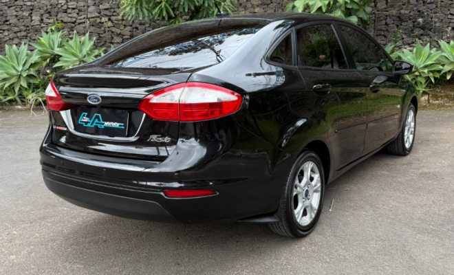 Ford Fiesta Sedan SE 1.6 16V Flex 4p 2014 Flex-14