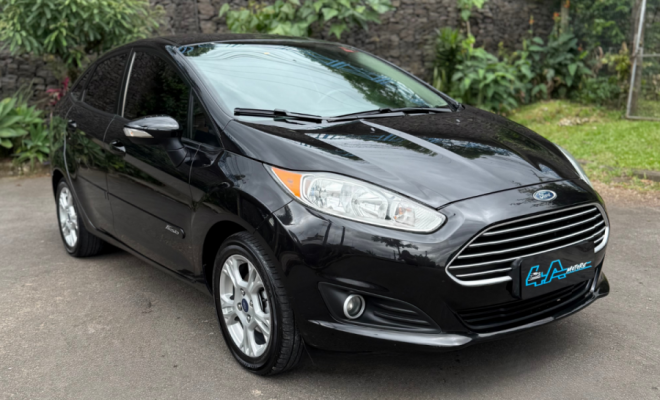 Ford Fiesta Sedan SE 1.6 16V Flex 4p 2014 Flex-2