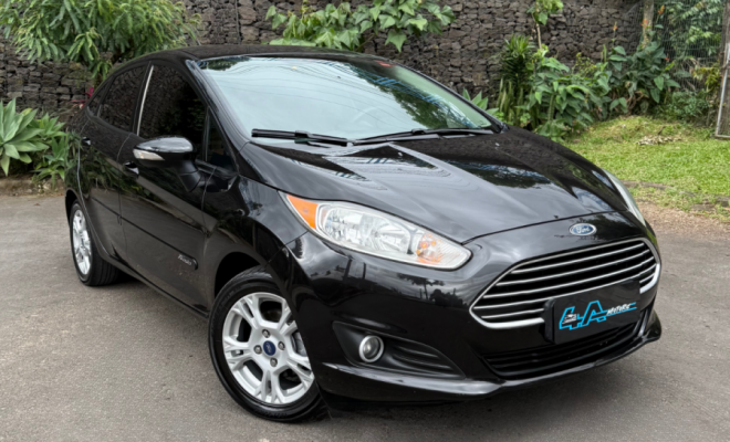 Ford Fiesta Sedan SE 1.6 16V Flex 4p 2014 Flex-3