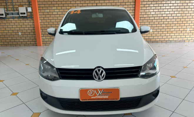 VW - VolksWagen Fox 1.0 Mi Total Flex 8V 5p 2014 Flex-0