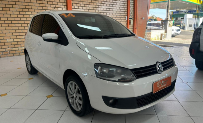 VW - VolksWagen Fox 1.0 Mi Total Flex 8V 5p 2014 Flex-1