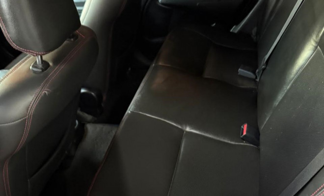 Toyota ETIOS XS Sedan 1.5-4