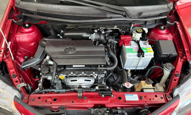 Toyota ETIOS XS Sedan 1.5-5