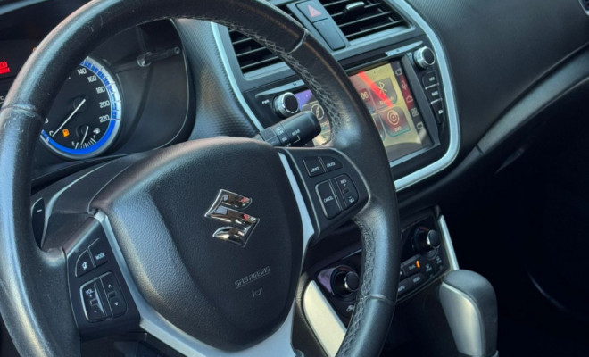 Suzuki SX4 S-CROSS ALLGRIP GLS 1.6 16V Aut. 2016 Gasolina-13