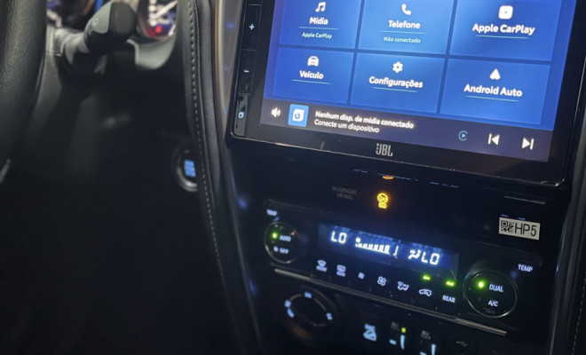 Toyota Hilux SW4 SRX 2024 Diesel 4x4 Automática — luxo, potência e segurança em um só SUV.-12