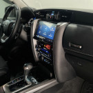 Toyota Hilux SW4 SRX 2024 Diesel 4x4 Automática — luxo, potência e segurança em um só SUV.-5
