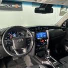 Toyota Hilux SW4 SRX 2024 Diesel 4x4 Automática — luxo, potência e segurança em um só SUV.-4