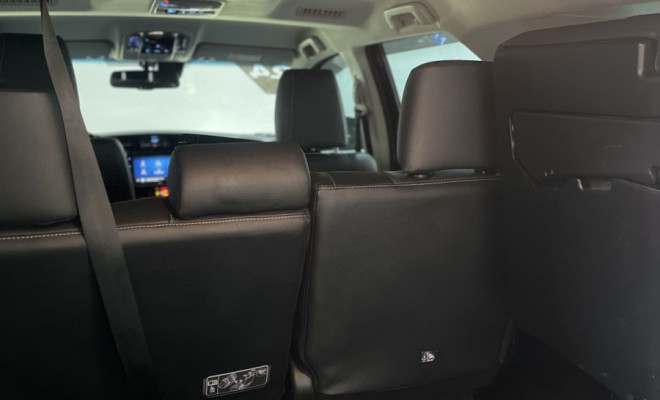 Toyota Hilux SW4 SRX 2024 Diesel 4x4 Automática — luxo, potência e segurança em um só SUV.-10