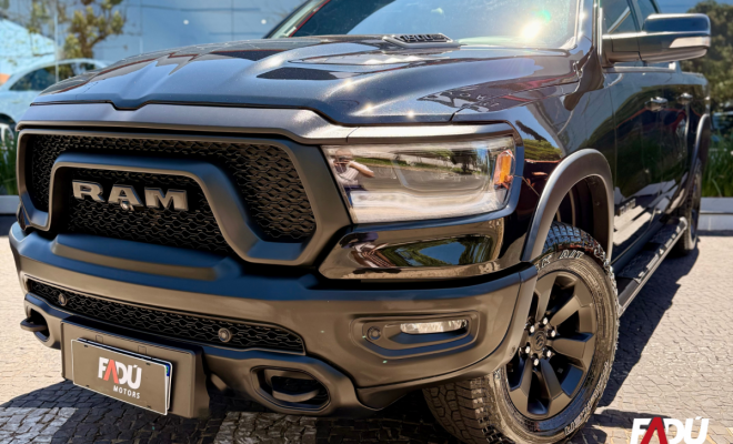 RAM 1500 REBEL 5.7 HEMI CD V8 4x4 Aut. 2022 Gasolina-1