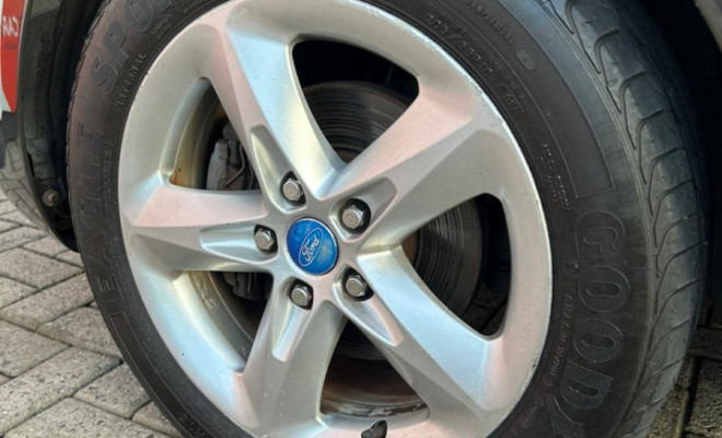 Ford Focus 1.6 S/SE/SE Plus Flex 8V/16V  5p 2013 Flex-18