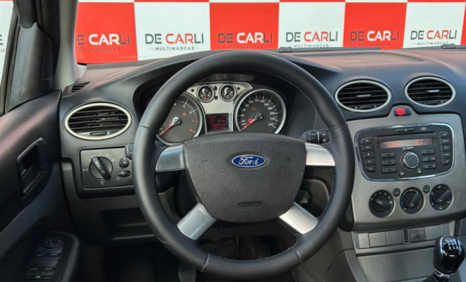 Ford Focus 1.6 S/SE/SE Plus Flex 8V/16V  5p 2013 Flex-9