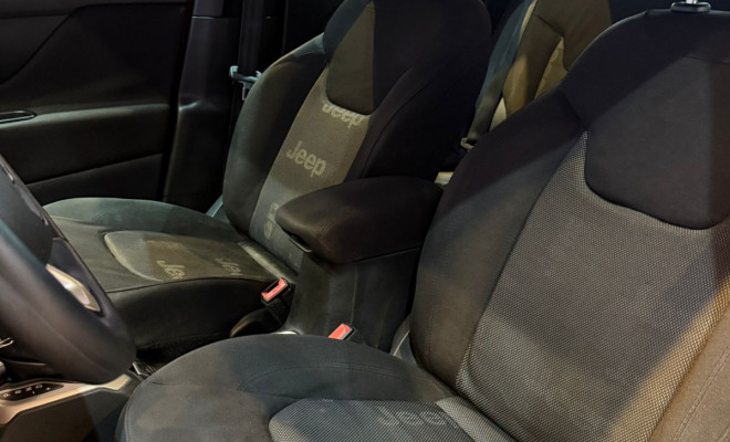 Jeep Renegade1.8 4x2 Flex 16V Aut. 2016 Flex-8