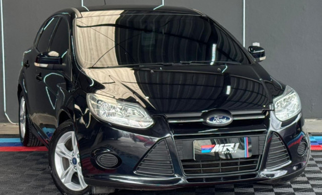 Ford Focus 1.6 S/SE/SE Plus Flex 8V/16V  5p 2014 Flex