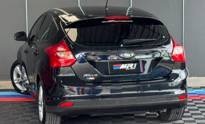 Ford Focus 1.6 S/SE/SE Plus Flex 8V/16V  5p 2014 Flex-1