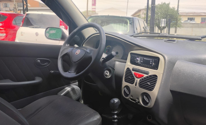 Fiat Palio ELX 1.0 Fire/30 Anos F. Flex 8V 4p 2011 Flex-3