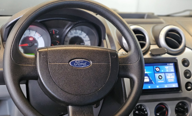 Ford Fiesta Sed. 1.6 8V Flex 4p 2009 Flex-3