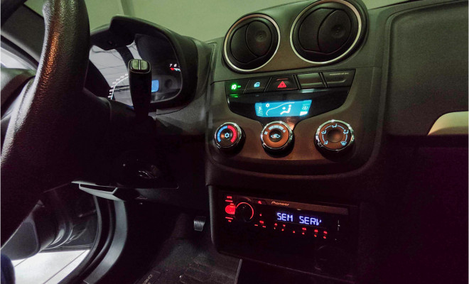 GM - Chevrolet MONTANA LS 1.4 ECONOFLEX 8V 2p 2018 Flex-11