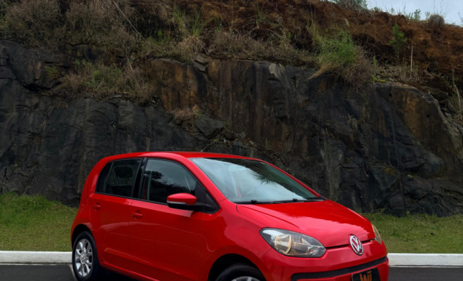 VW - VolksWagen up! high 1.0 Total Flex 12V 5p 2015 Flex