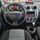 Ford Fiesta Sedan SE 1.6 8V Flex 4p 2014 Flex-2