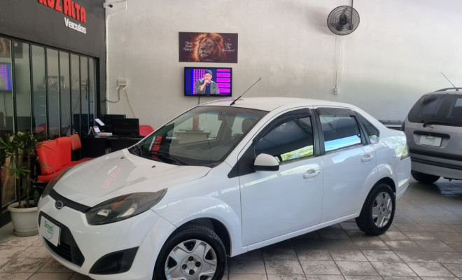 Ford Fiesta Sedan SE 1.6 8V Flex 4p 2014 Flex