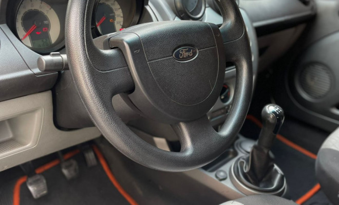 Ford Fiesta 1.0 2008 Flex Completo    BAIXO CUSTO-7