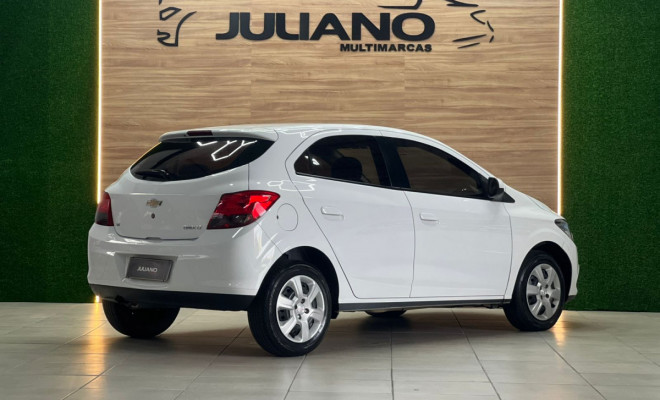 GM - Chevrolet ONIX HATCH LT 1.4 8V FlexPower 5p Mec. 2015 Flex-1