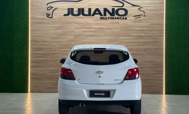 GM - Chevrolet ONIX HATCH LT 1.4 8V FlexPower 5p Mec. 2015 Flex-13