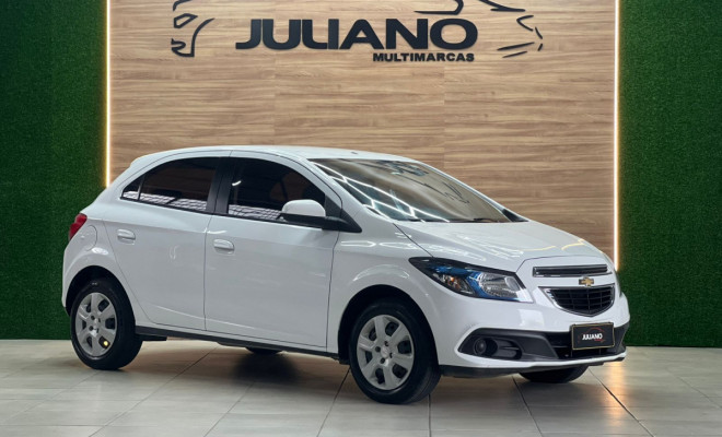 GM - Chevrolet ONIX HATCH LT 1.4 8V FlexPower 5p Mec. 2015 Flex