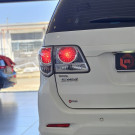 Toyota Hilux SW4 SR 4x2 2.7/ 2.7 Flex 16V Aut. 2015 Flex-8